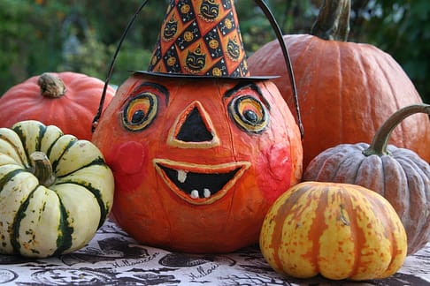 Halloween traditions classic pumpkin